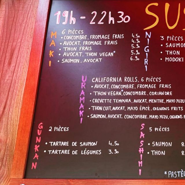 Sushis, Poke, Izakaya, Mochis glacés, on vous prévient, tout est absolument bon!
Bon courage pour choisir!! 

ENJOY 😍🥳
🥗🍣🍤🍚🥟🍱🍙🍘🍡